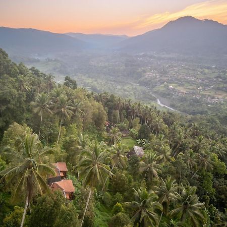 Cemara Green Hill By Samhita Bali Silebeng Exteriör bild
